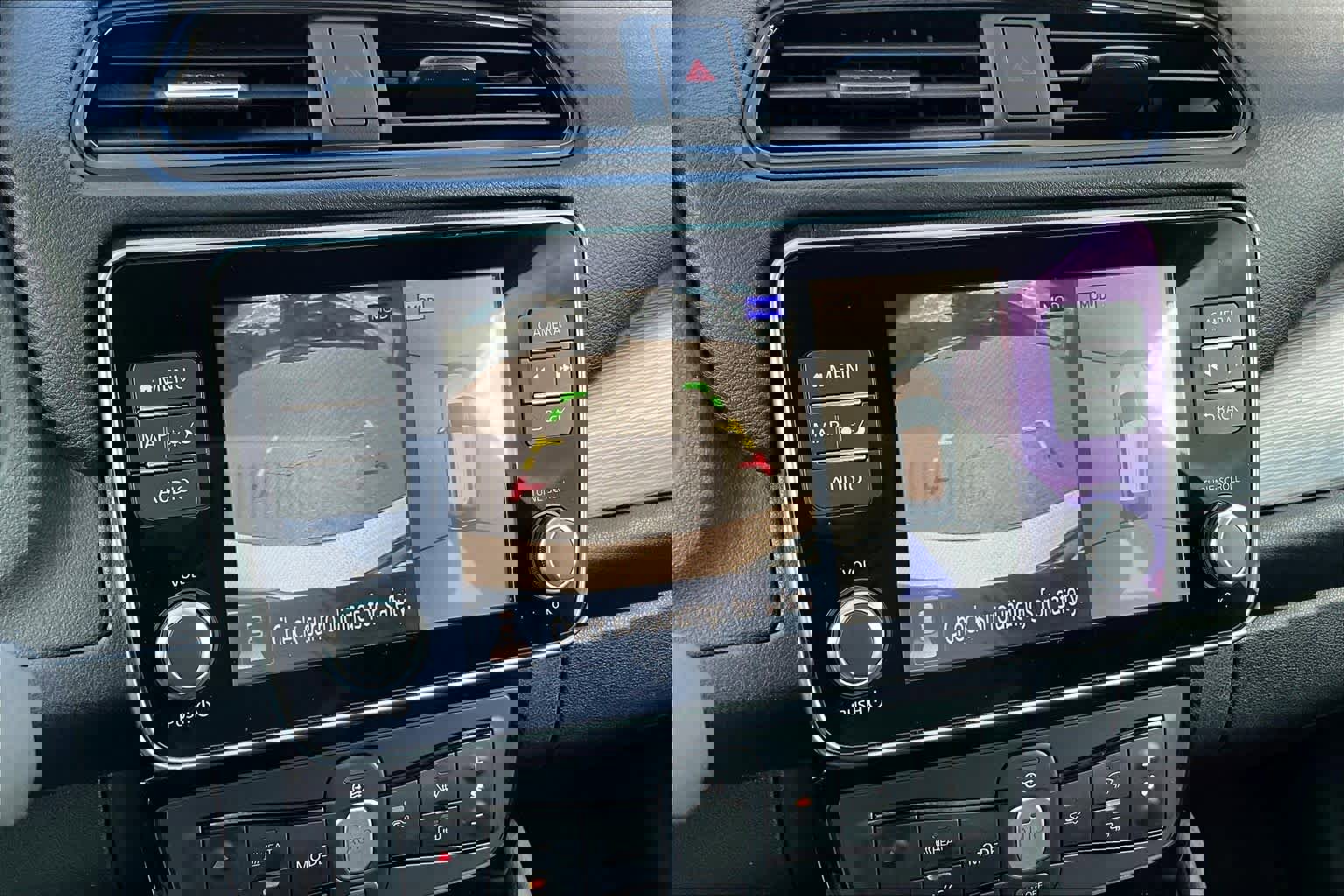 Used 2024 Nissan Leaf SV Plus image 25