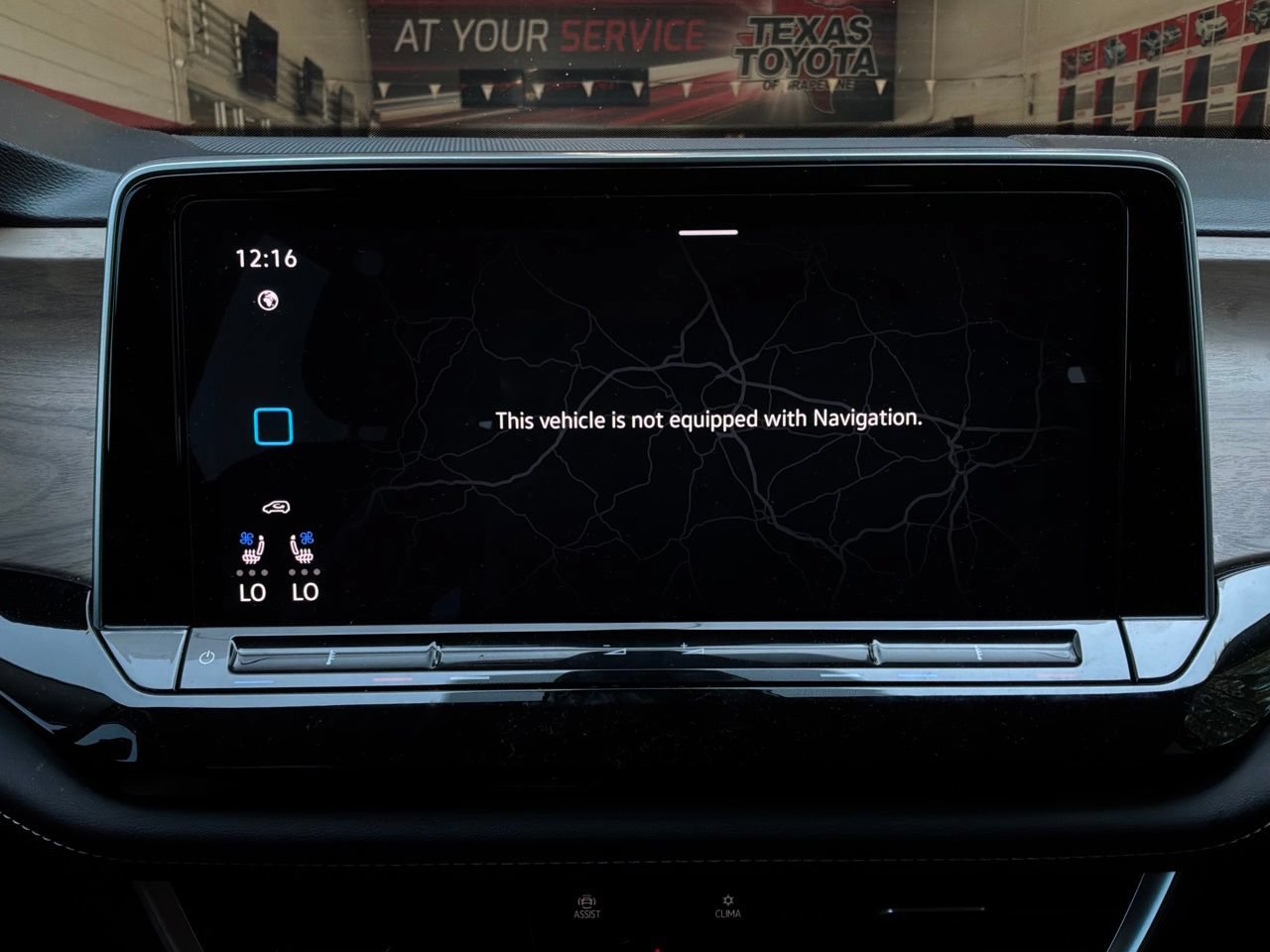 Used 2026 Volkswagen Atlas SE FWD image 35