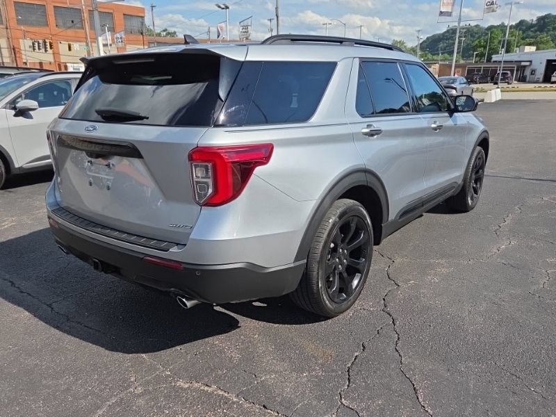 Used 2023 Ford Explorer ST-Line w/ Class IV Trailer Tow Package AWD/4WD image 7