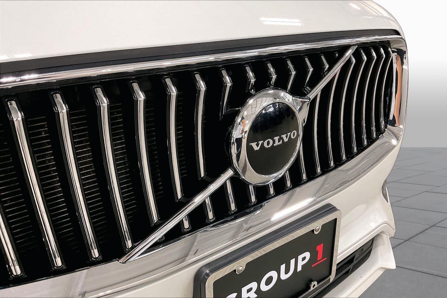Used 2021 Volvo XC90 T6 Momentum w/ Climate Package AWD/4WD image 30