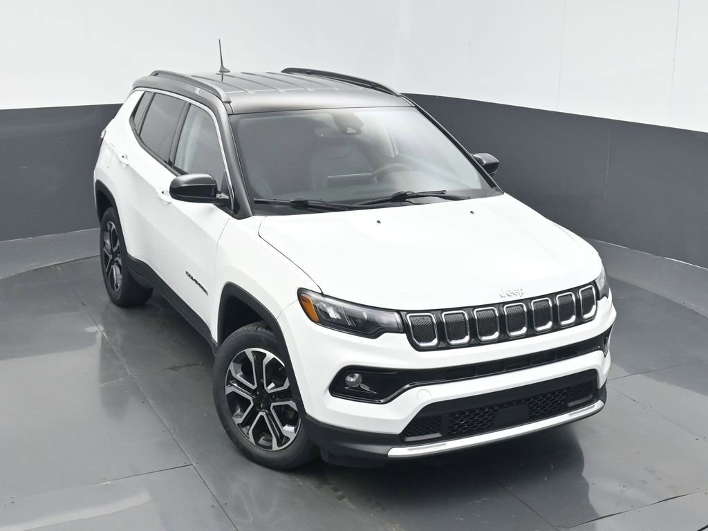 Certified 2022 Jeep Compass Limited image 35