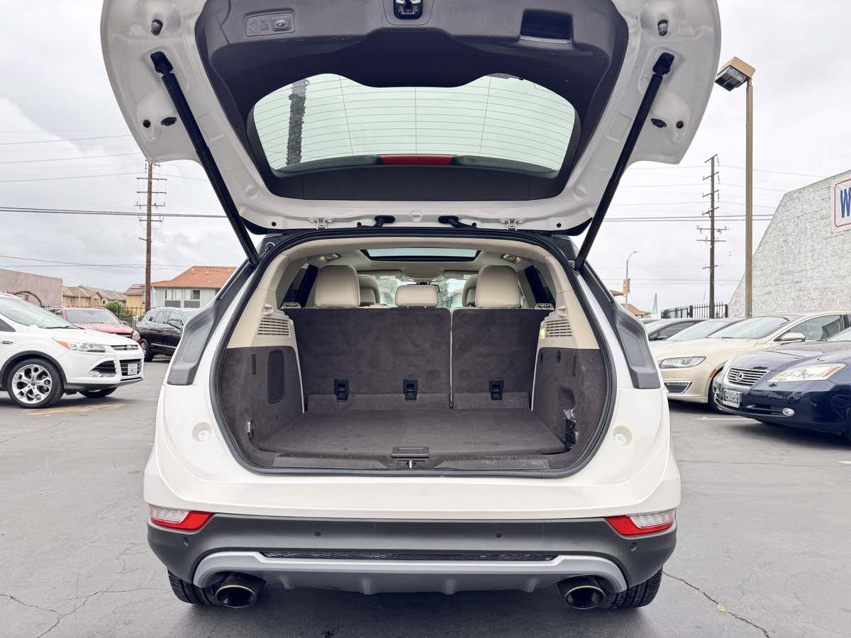 Used 2017 Lincoln MKC Reserve w/ Lincoln MKC Climate Package FWD image 19