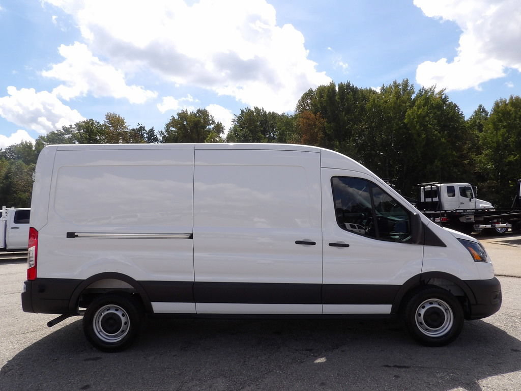 Used 2025 Ford Transit 250 148 Medium Roof w/ Load Area Protection Package RWD image 9