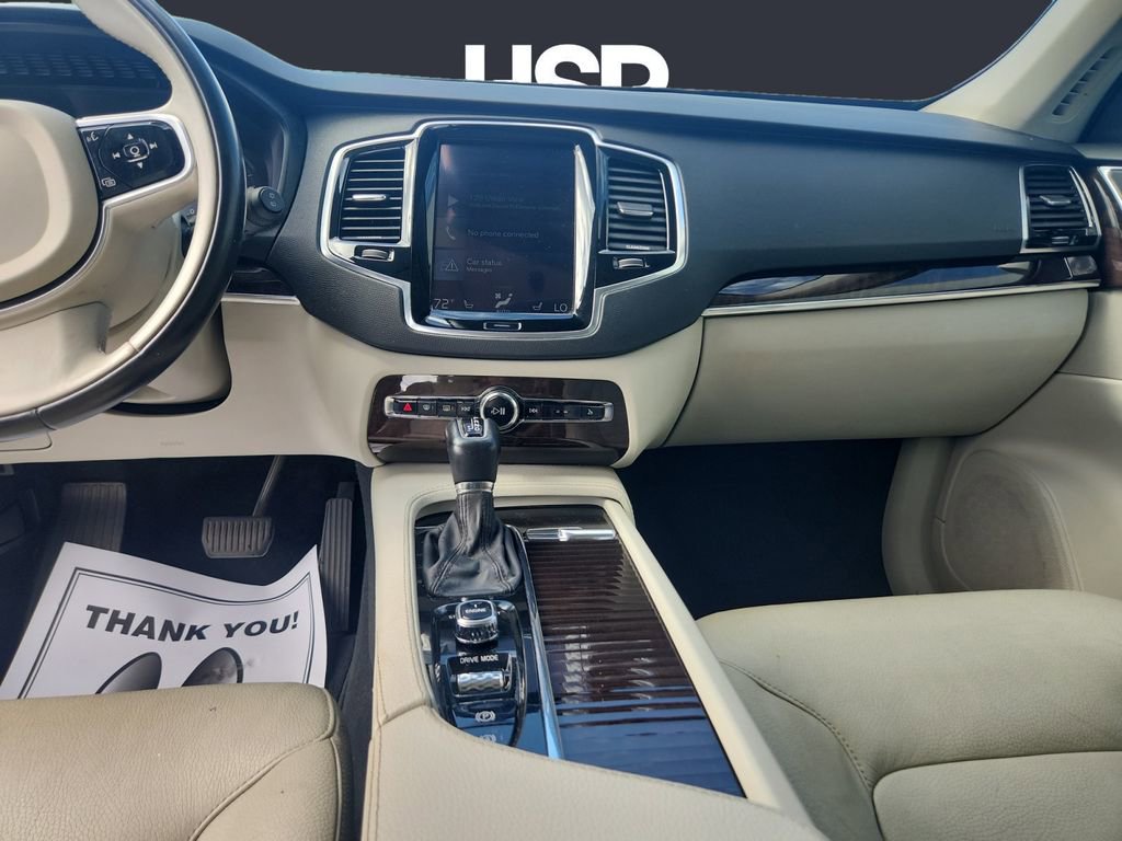 Used 2016 Volvo XC90 T6 Momentum w/ Momentum Plus Package image 11