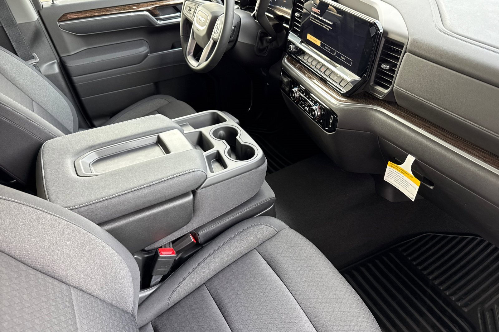 New 2026 GMC Sierra 1500 Elevation image 16