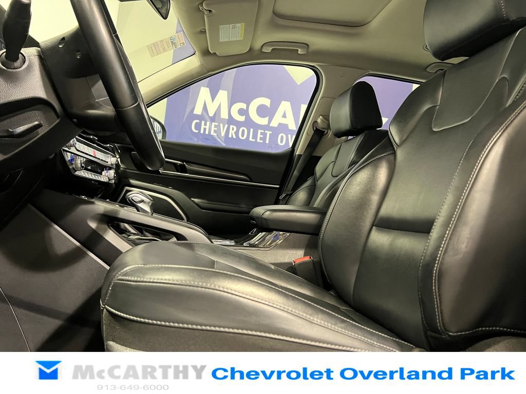 Used 2025 Kia Telluride S FWD image 25