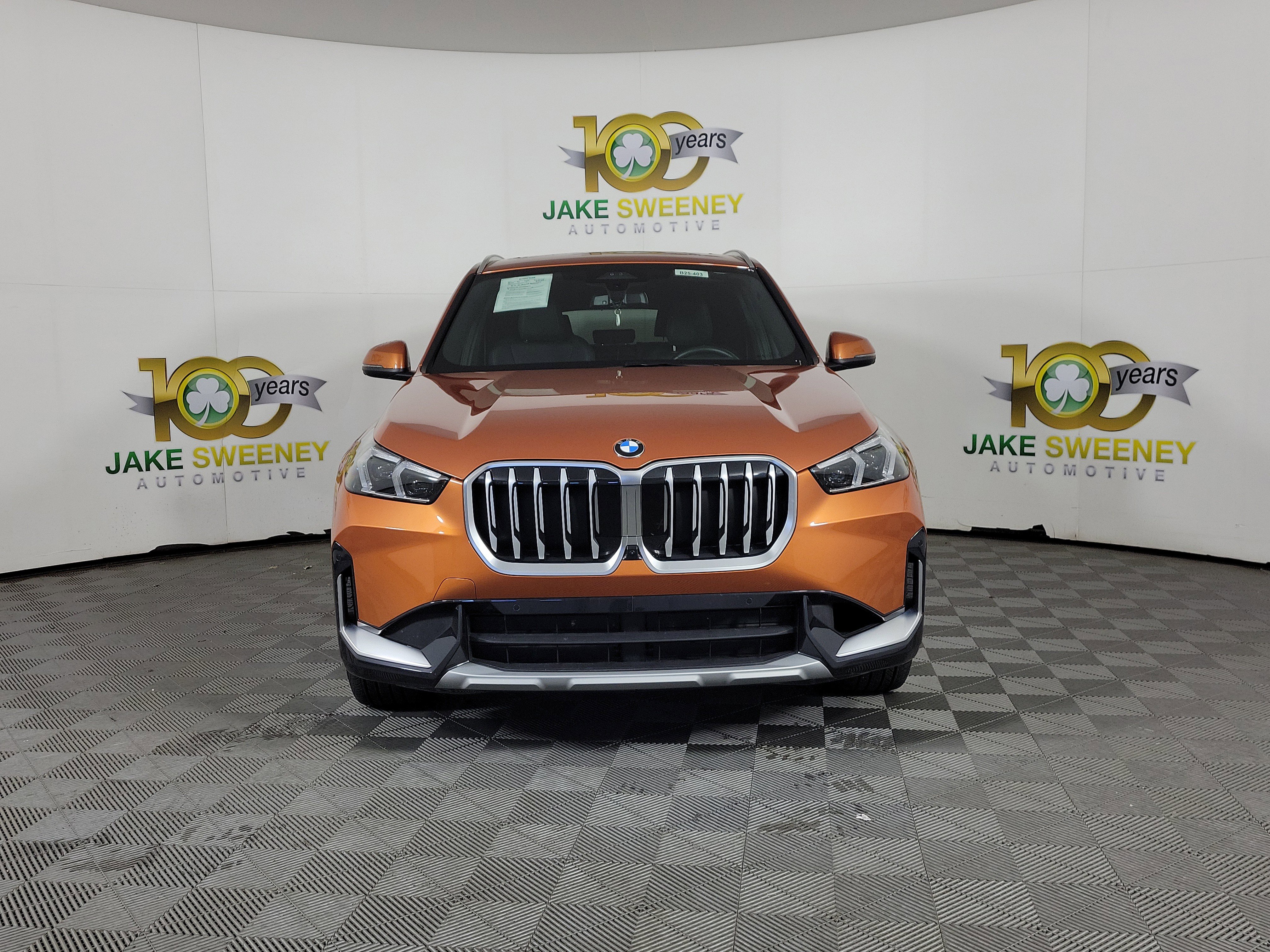 Certified 2025 BMW X1 xDrive28i w/ Technology Package image 2