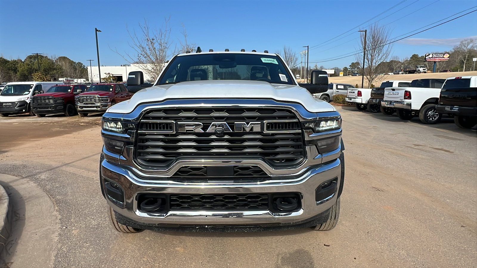 New 2025 RAM 5500 4x4 Regular Cab image 3