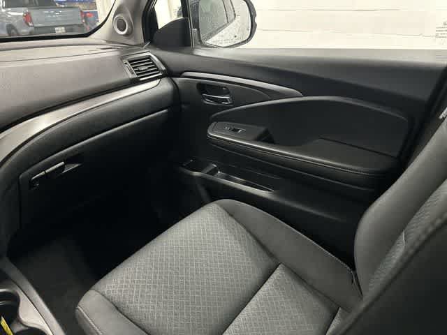 Used 2020 Honda Ridgeline Sport image 13