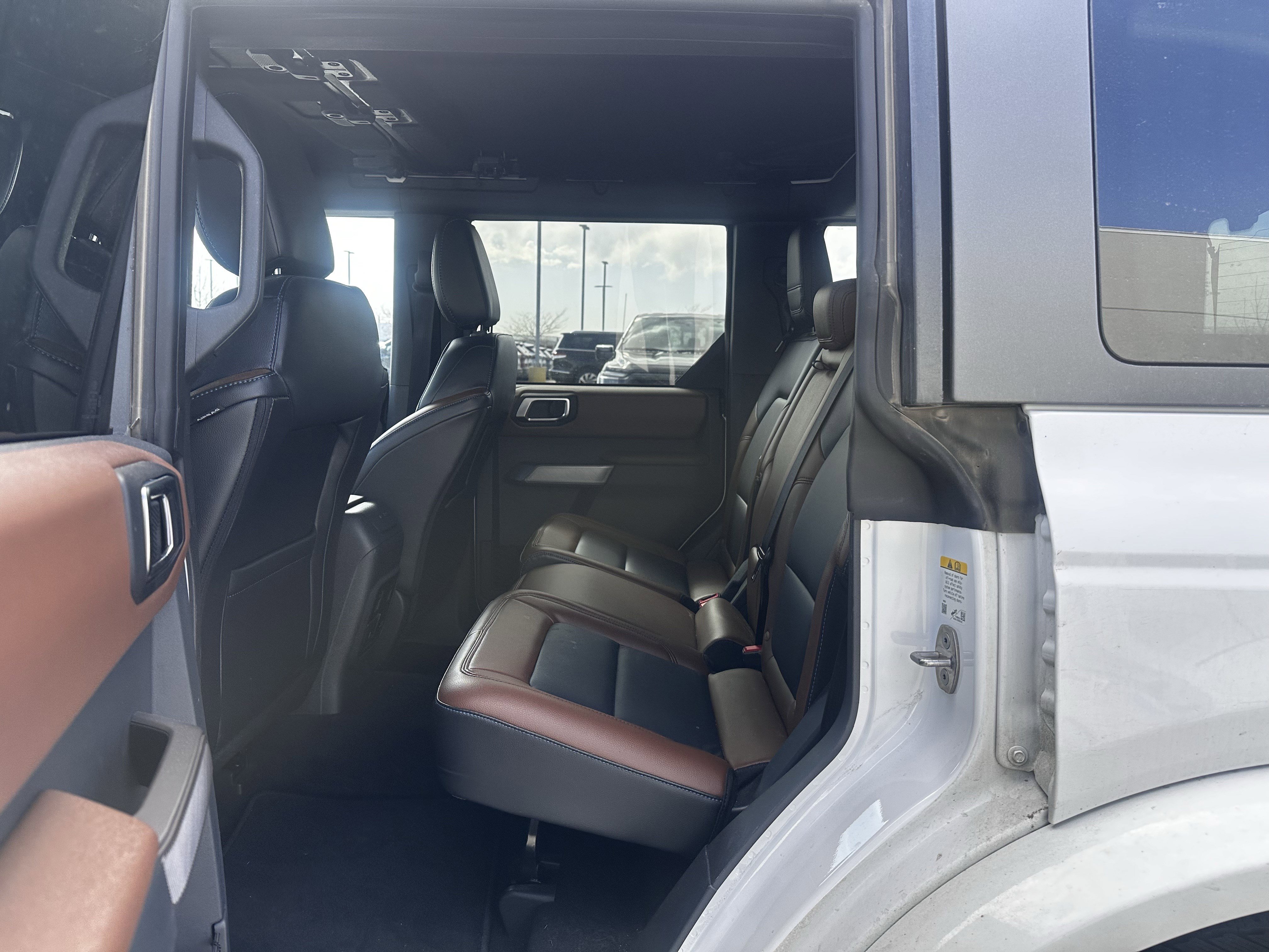 Used 2023 Ford Bronco Outer Banks AWD/4WD image 8