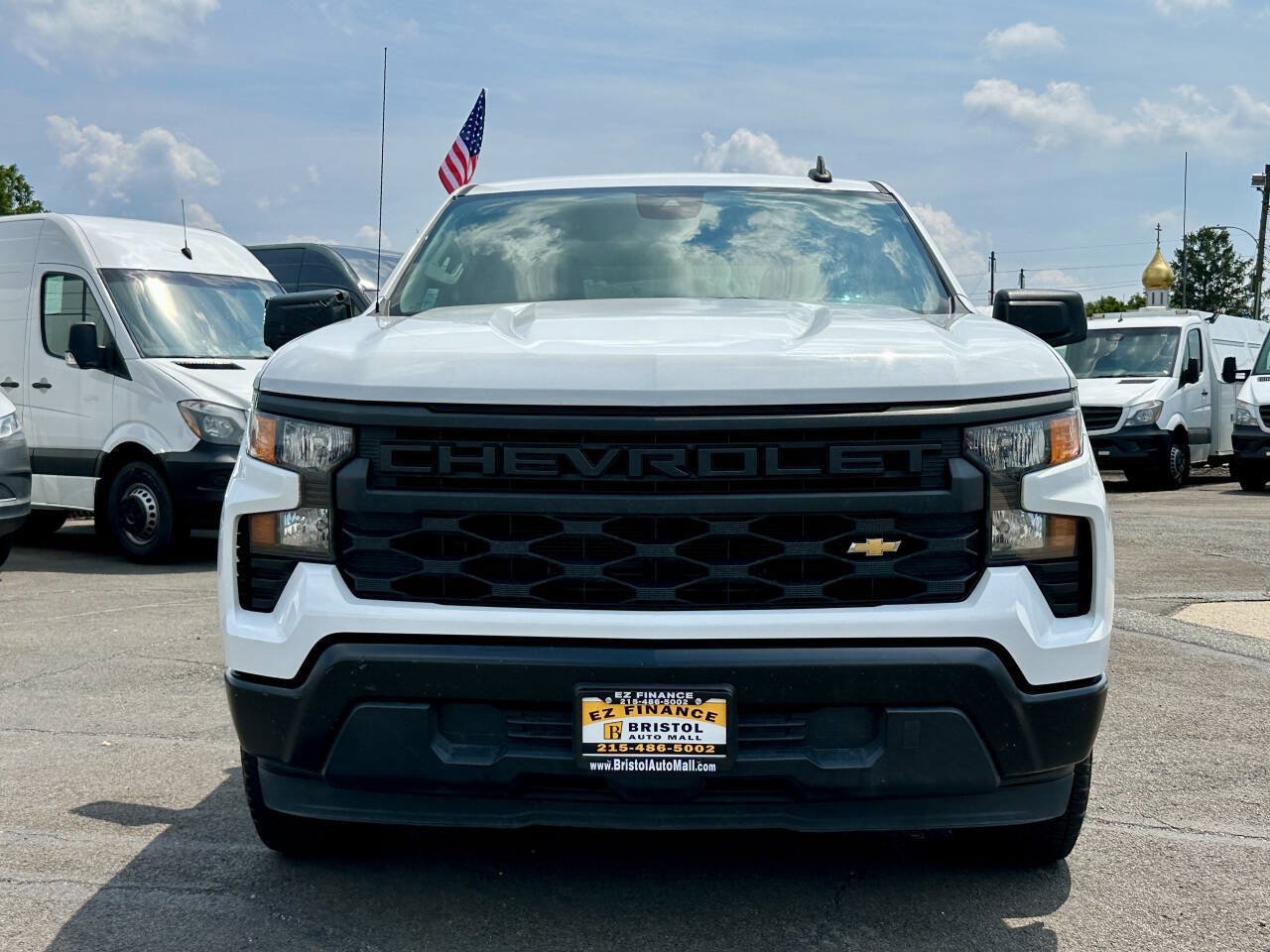 Used 2023 Chevrolet Silverado 1500 W/T RWD image 3