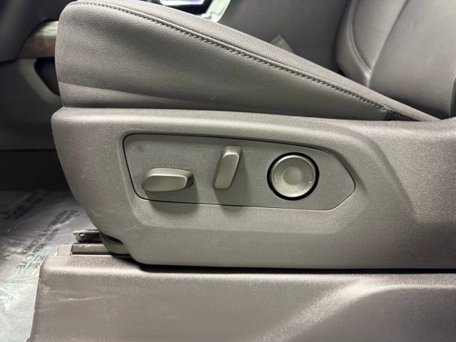 New 2026 GMC Sierra 1500 SLT w/ SLT Premium Package image 15