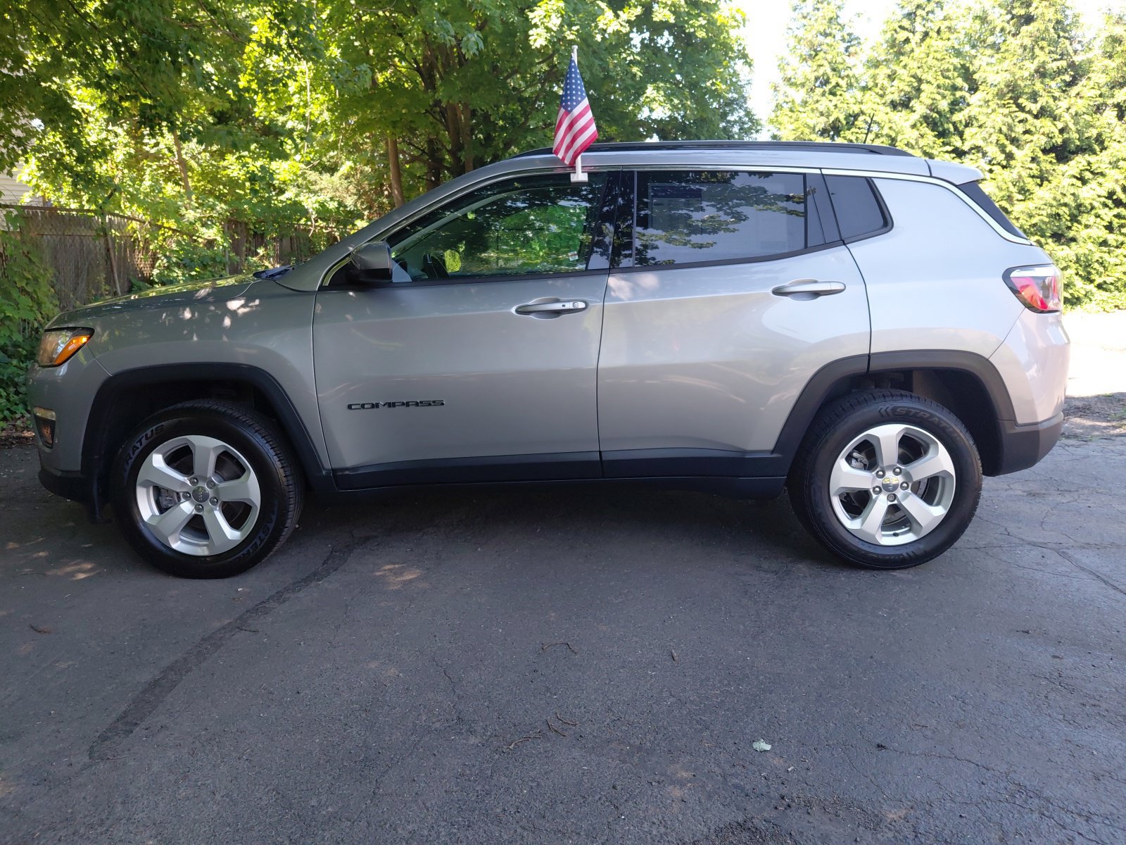 Used 2019 Jeep Compass Latitude w/ Popular Equipment Group AWD/4WD image 30