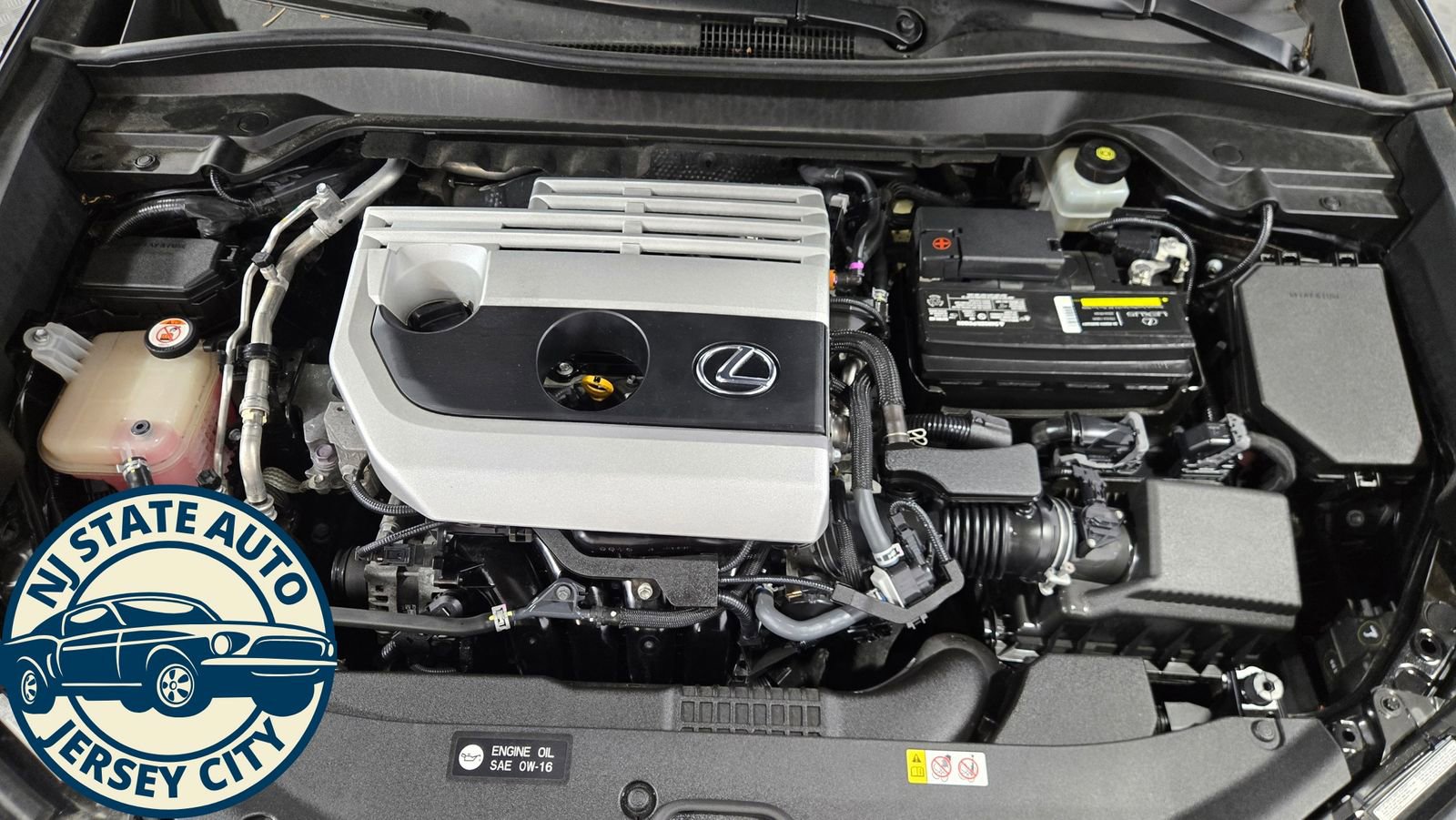 Used 2019 Lexus UX 200 FWD image 36