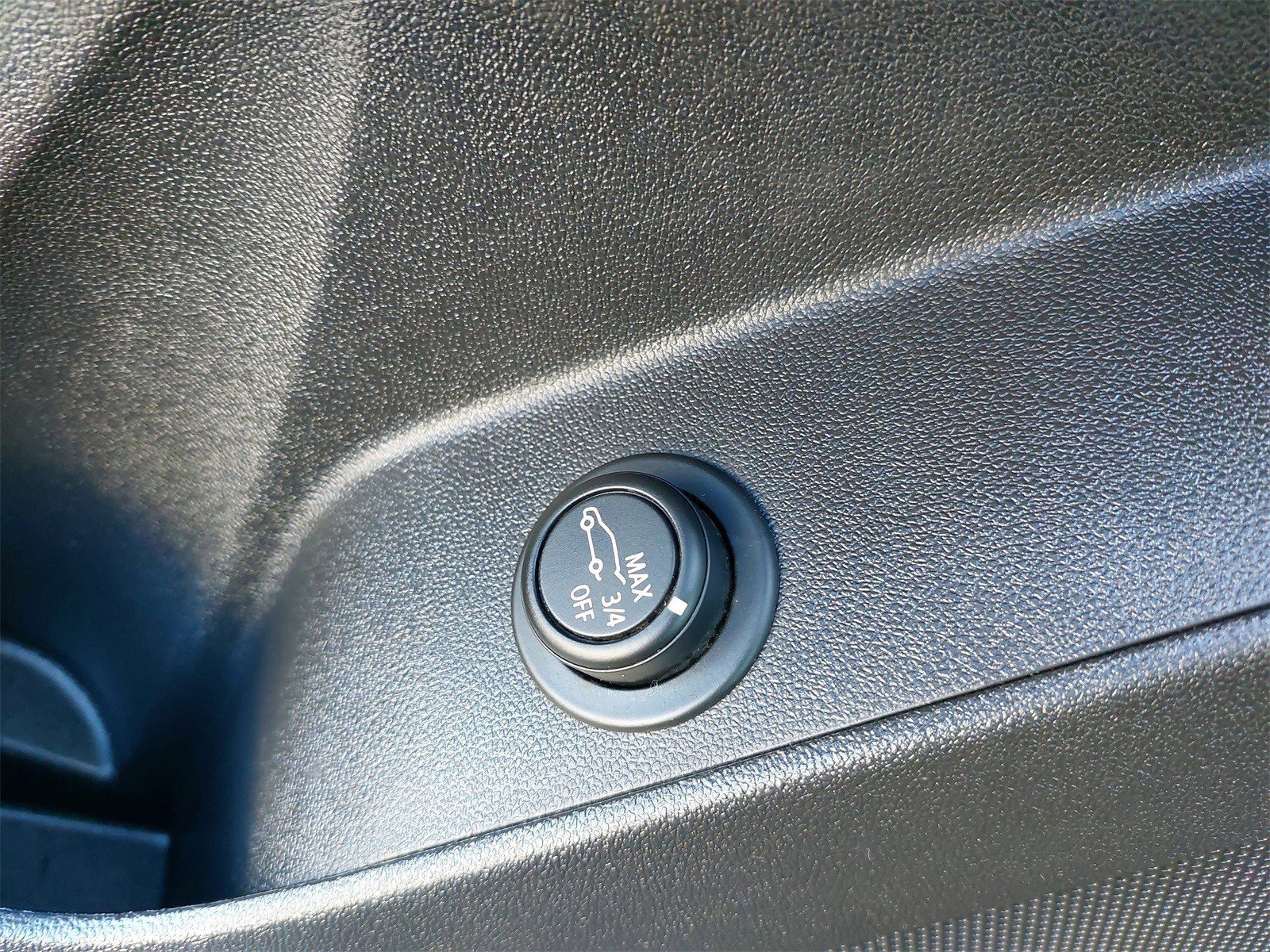 Used 2021 Chevrolet Equinox LT image 34