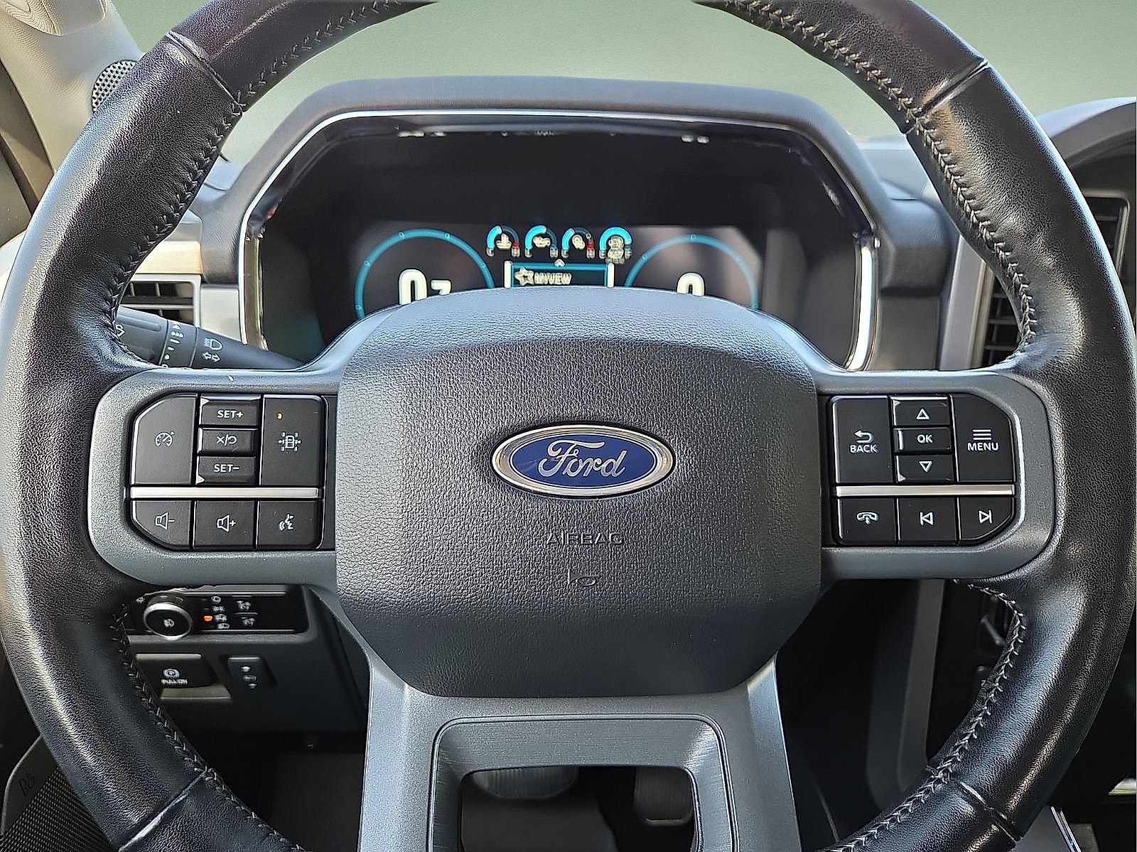 Certified 2023 Ford F150 Lariat w/ FX4 Off-Road Package AWD/4WD image 24