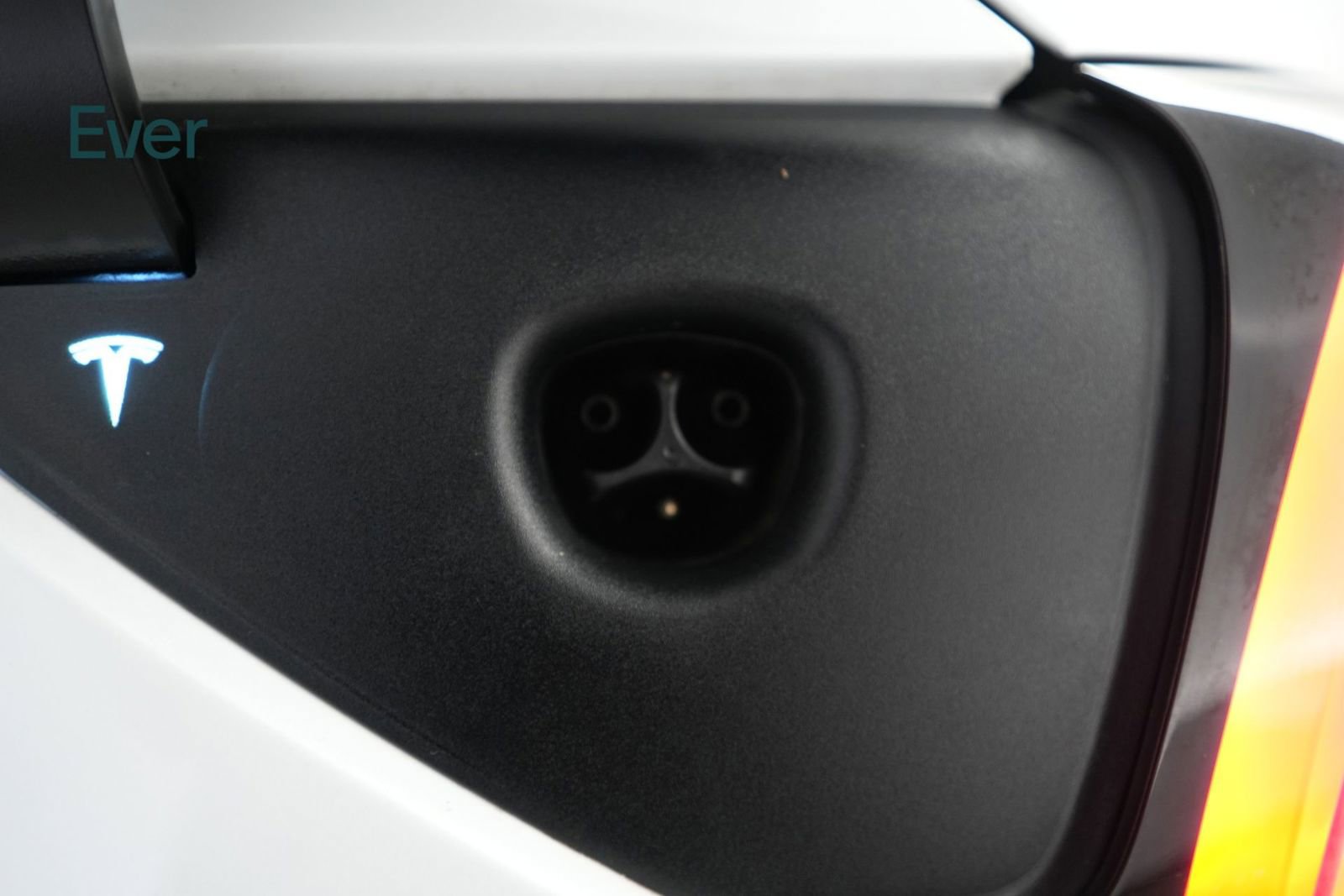 Used 2021 Tesla Model Y Long Range AWD/4WD image 10