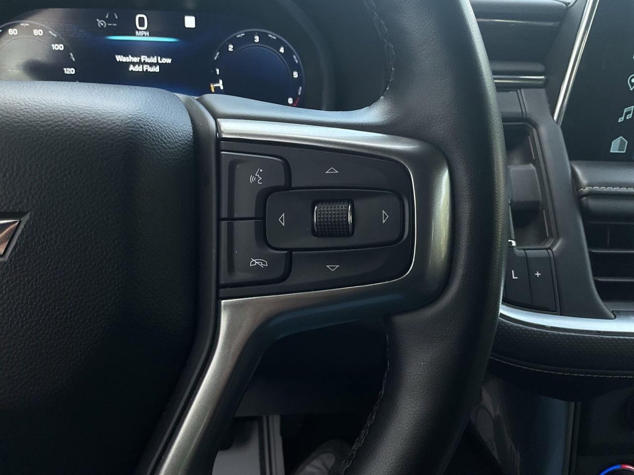 Used 2023 Chevrolet Tahoe Premier AWD/4WD image 38