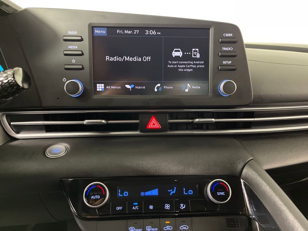 Certified 2025 Hyundai Elantra Blue image 26