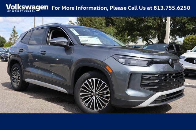 New 2025 Volkswagen Tiguan S