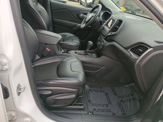 Used 2020 Jeep Cherokee Latitude Plus FWD image 14