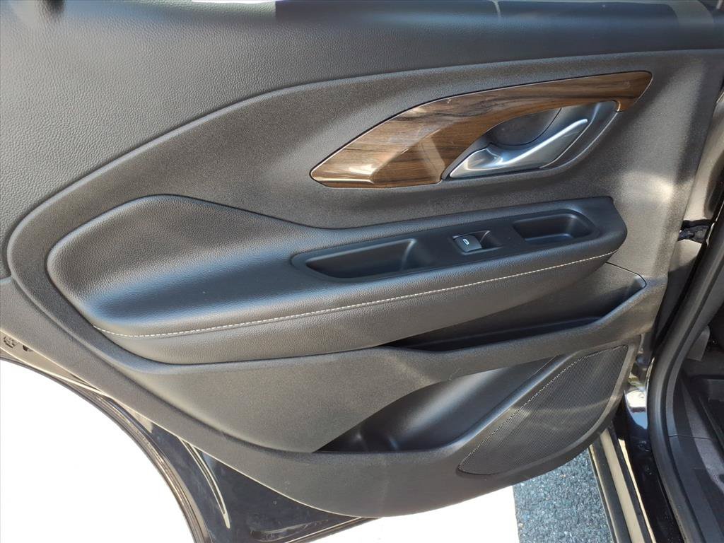 Used 2020 GMC Terrain Denali w/ Denali Premium Package FWD image 22