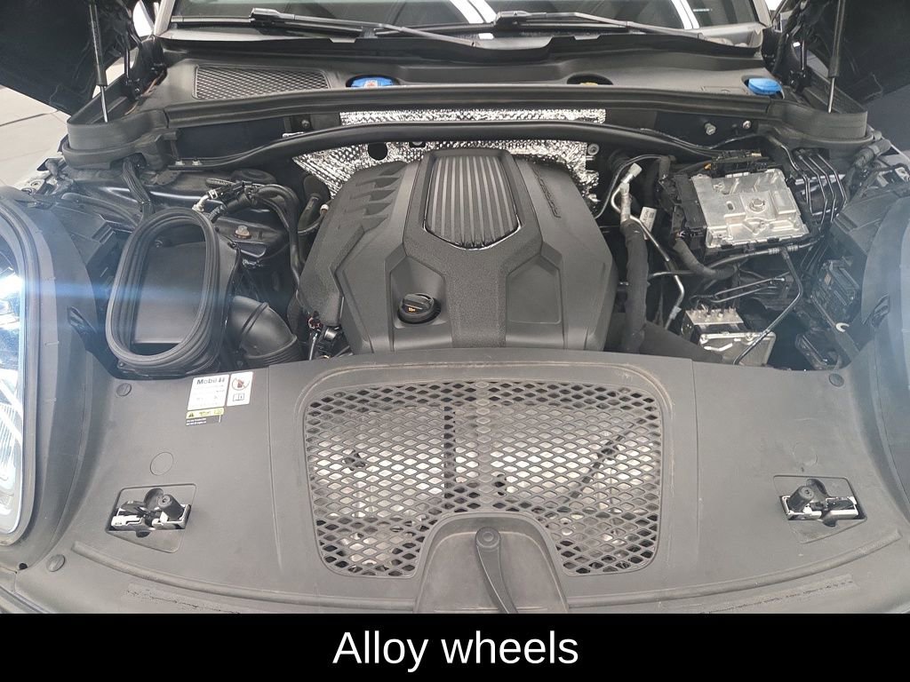 Used 2023 Porsche Macan image 23