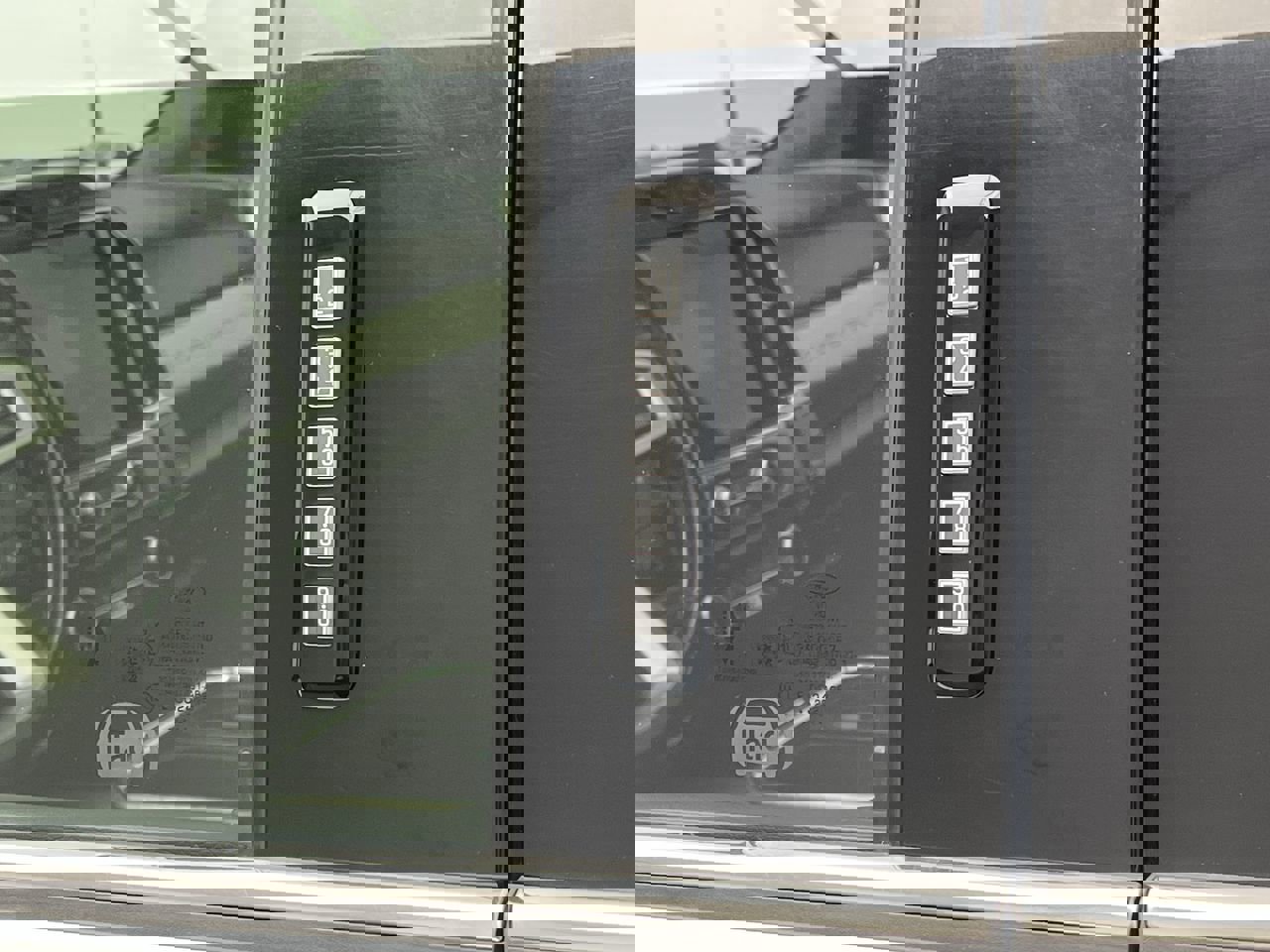 Certified 2022 Ford F250 Platinum image 9