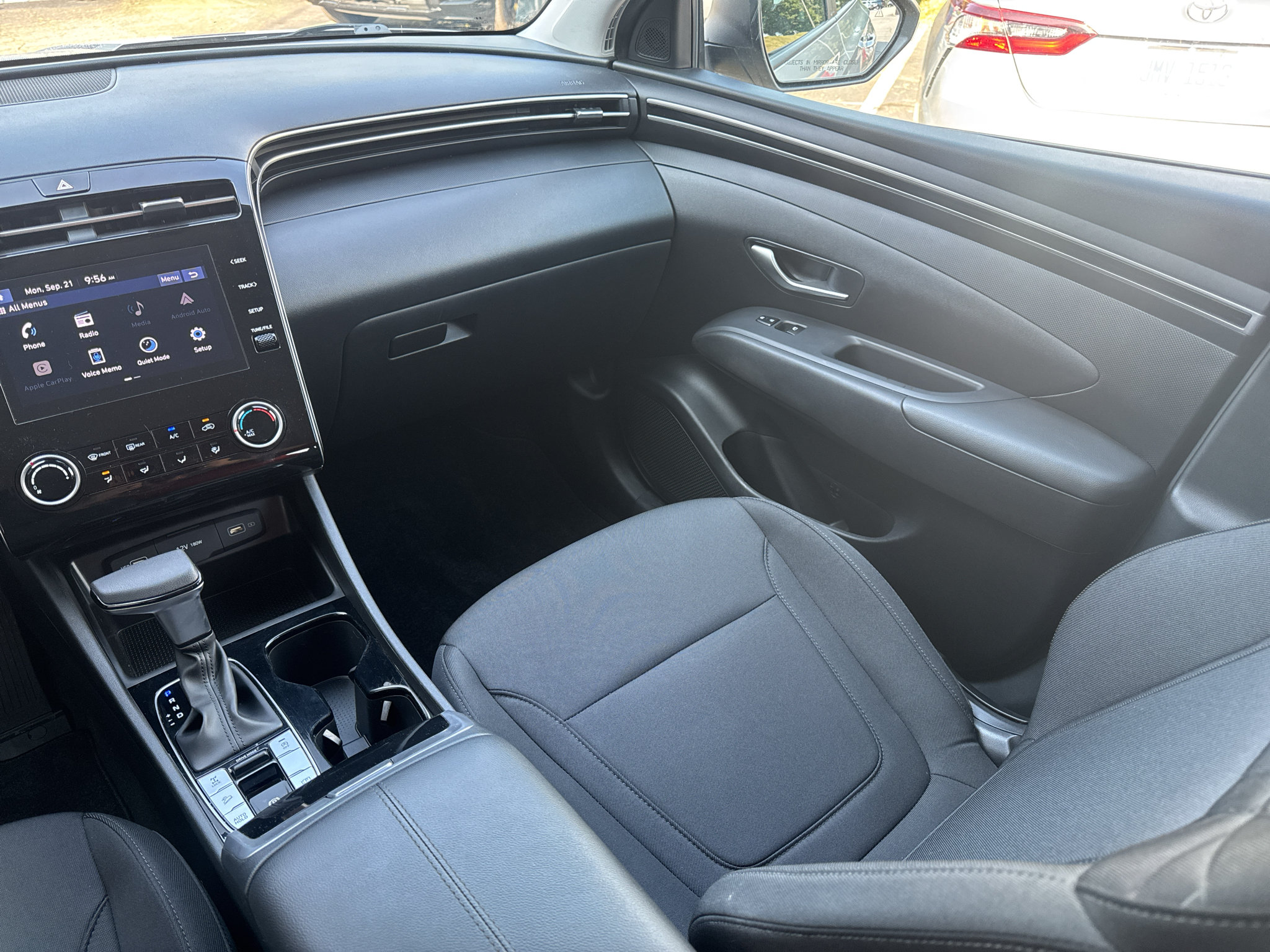 Used 2023 Hyundai Tucson SE AWD/4WD image 9