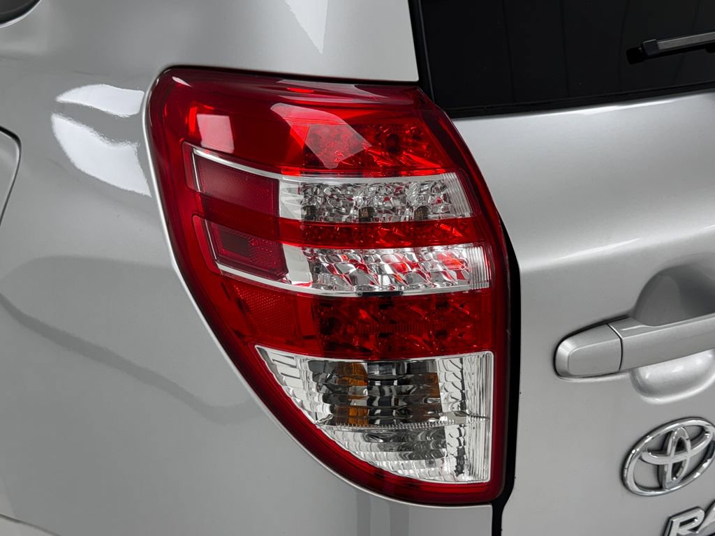 Used 2010 Toyota RAV4 4WD image 37