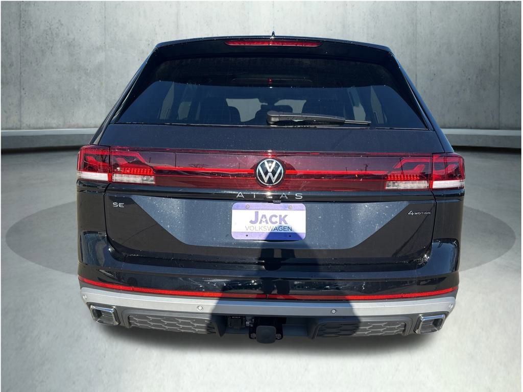 New 2026 Volkswagen Atlas Peak Edition image 4