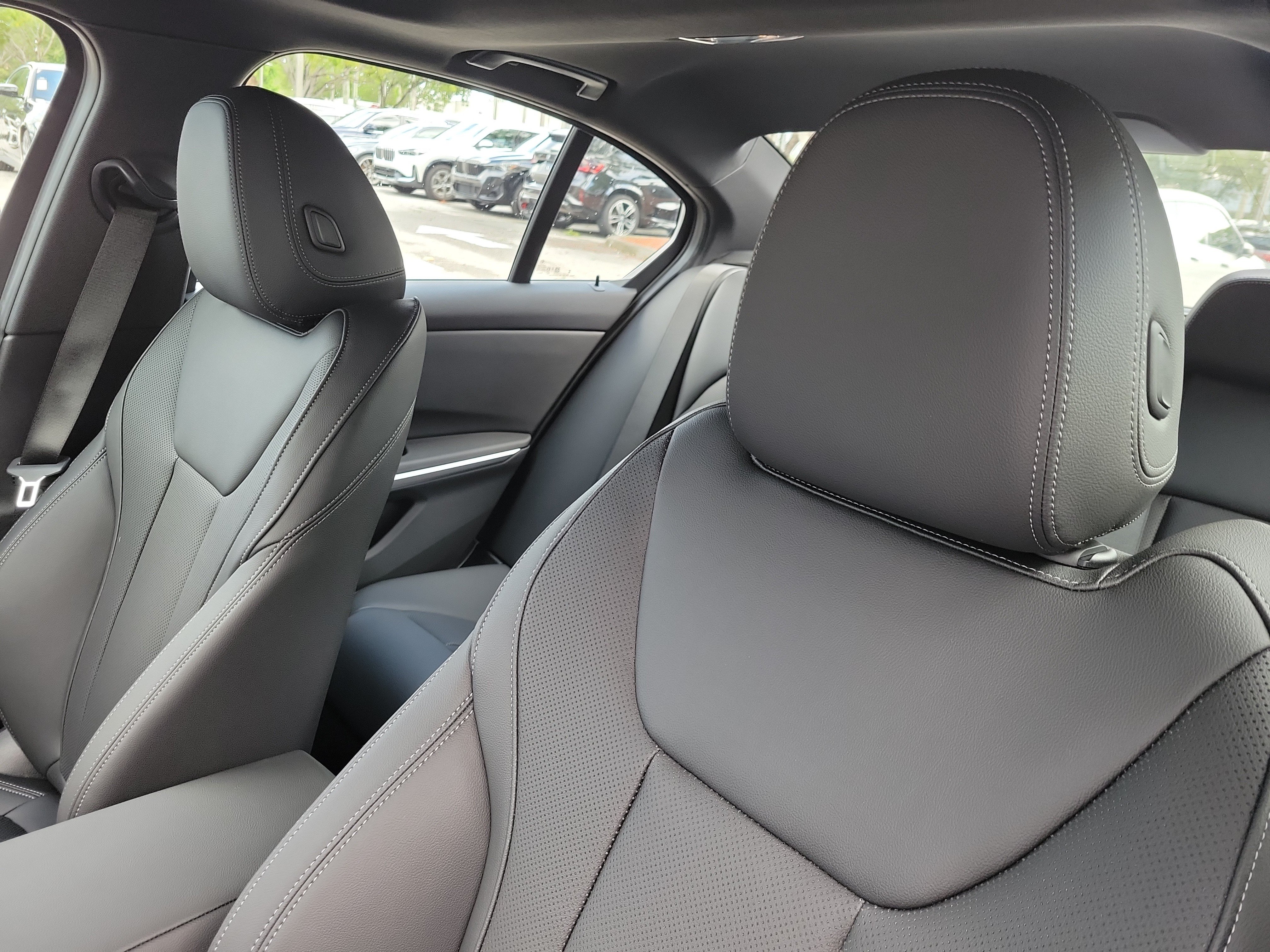 New 2026 BMW 330i Sedan w/ M Sport Package RWD image 14