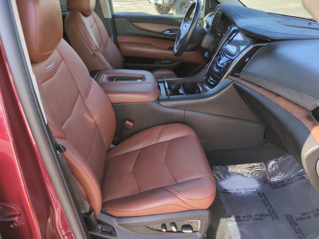 Used 2016 Cadillac Escalade Premium AWD/4WD image 19