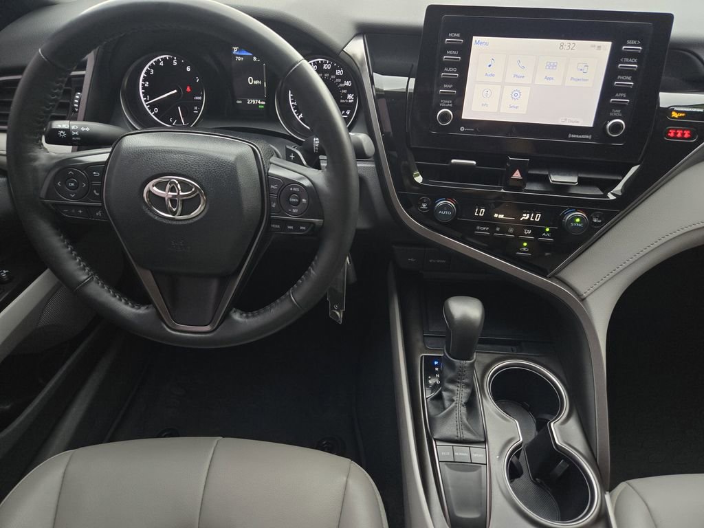 Used 2024 Toyota Camry SE w/ Cold Weather Package FWD image 26