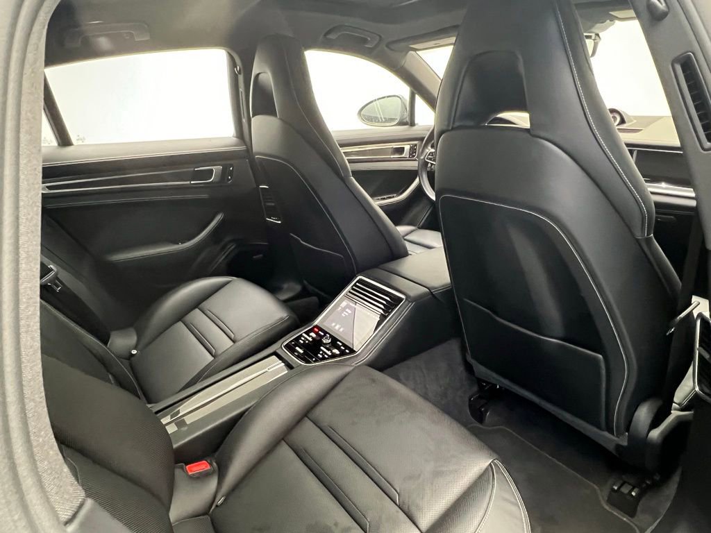 Certified 2018 Porsche Panamera 4S image 15
