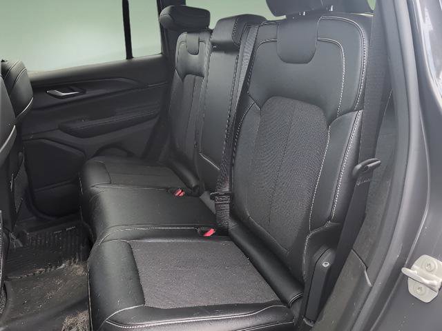 Used 2024 Jeep Grand Cherokee Altitude AWD/4WD image 17
