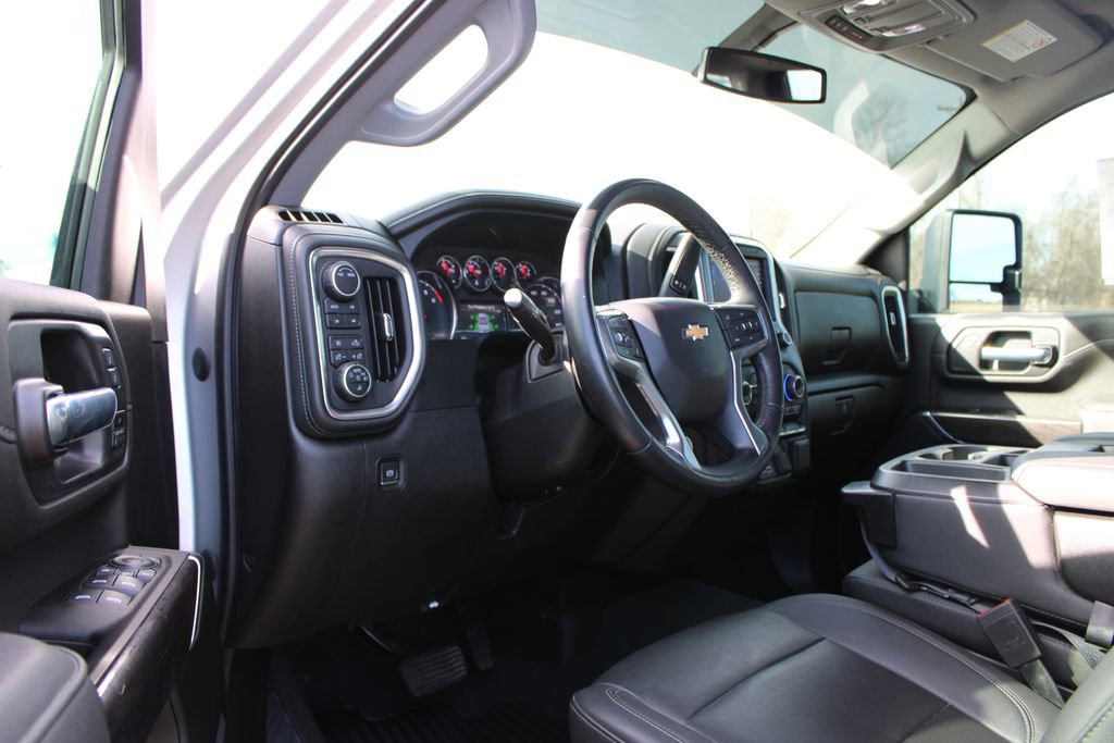 Used 2022 Chevrolet Silverado 2500 LTZ w/ Z71 Off-Road Package image 24