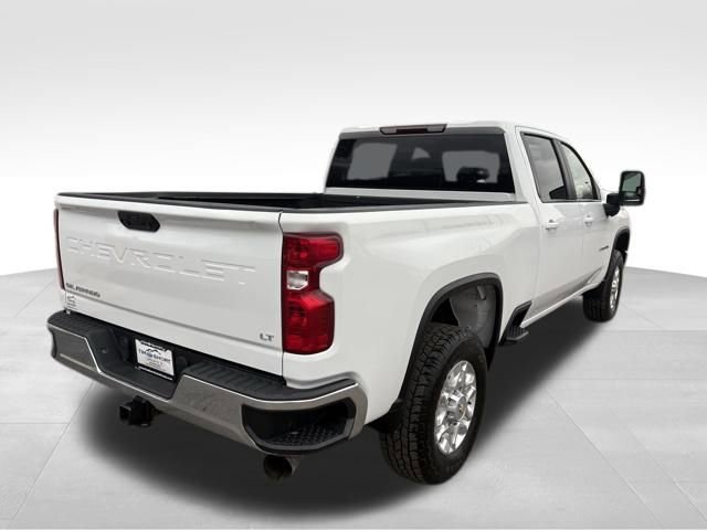 Used 2023 Chevrolet Silverado 2500 LT image 2