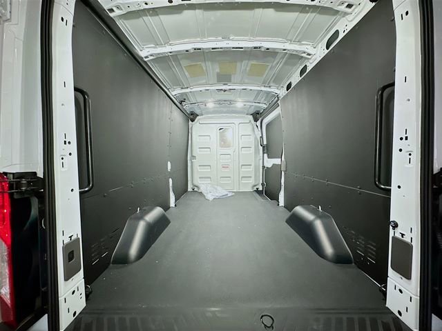 New 2026 Ford Transit 250 148 Medium Roof w/ Load Area Protection Package image 25