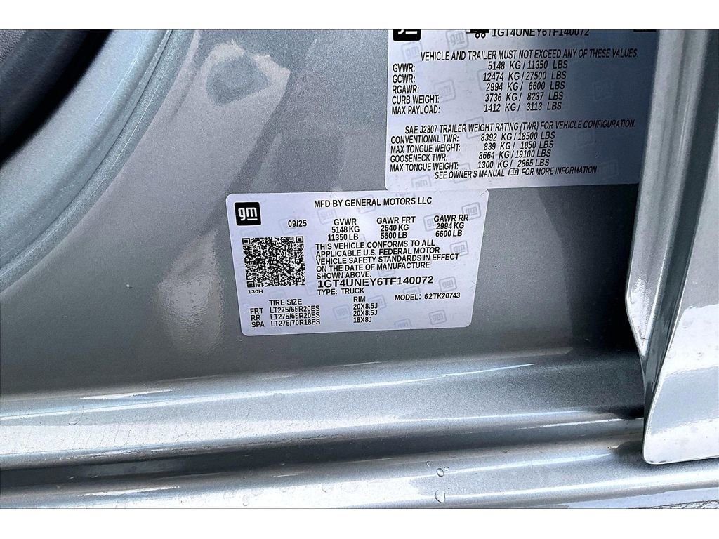 New 2026 GMC Sierra 2500 SLT w/ SLT Premium Package AWD/4WD image 8