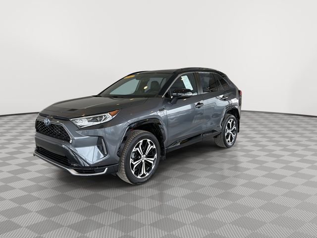 Used 2021 Toyota RAV4 XSE w/ Weather Package image 5