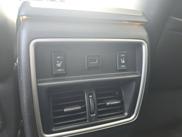 Used 2015 Nissan Murano Platinum image 14