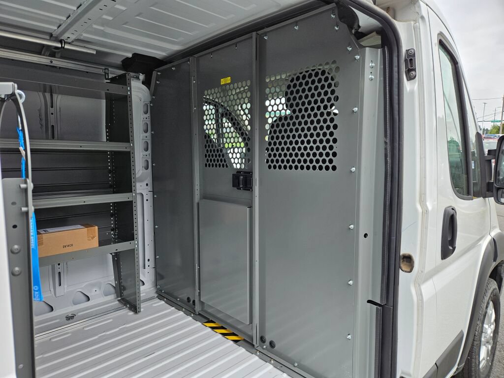 Used 2025 RAM ProMaster 2500 w/ Quick Order Package 22G SLT FWD image 15