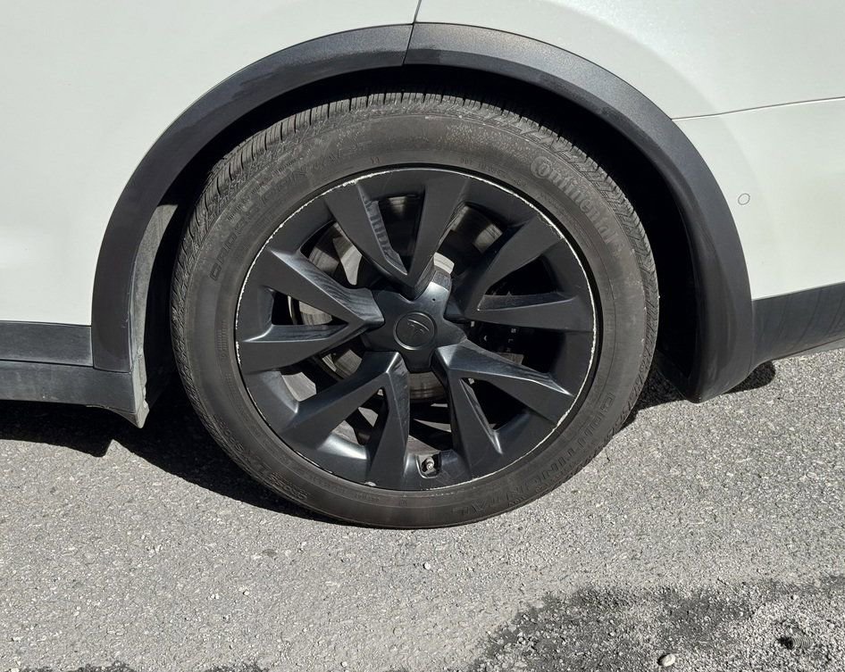 Used 2022 Tesla Model X Base image 15