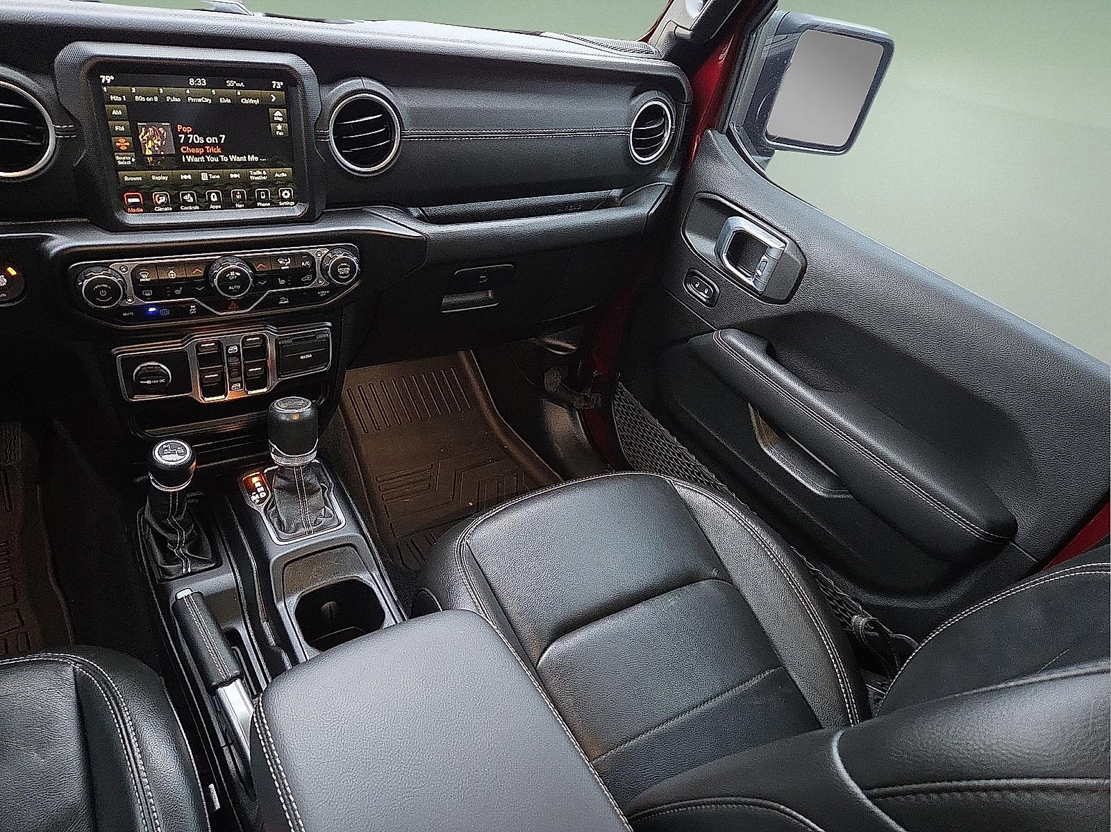 Used 2022 Jeep Wrangler Unlimited Sahara w/ Cold Weather Group image 12