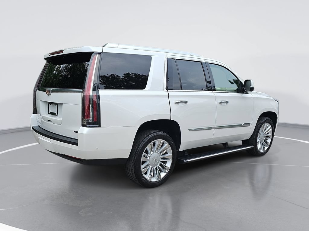 Used 2019 Cadillac Escalade Platinum AWD/4WD image 3