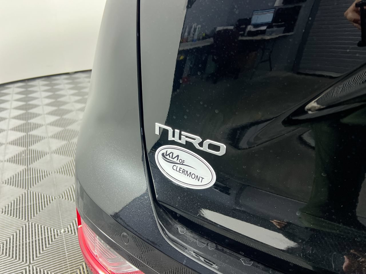 Certified 2025 Kia Niro EX Touring FWD image 5