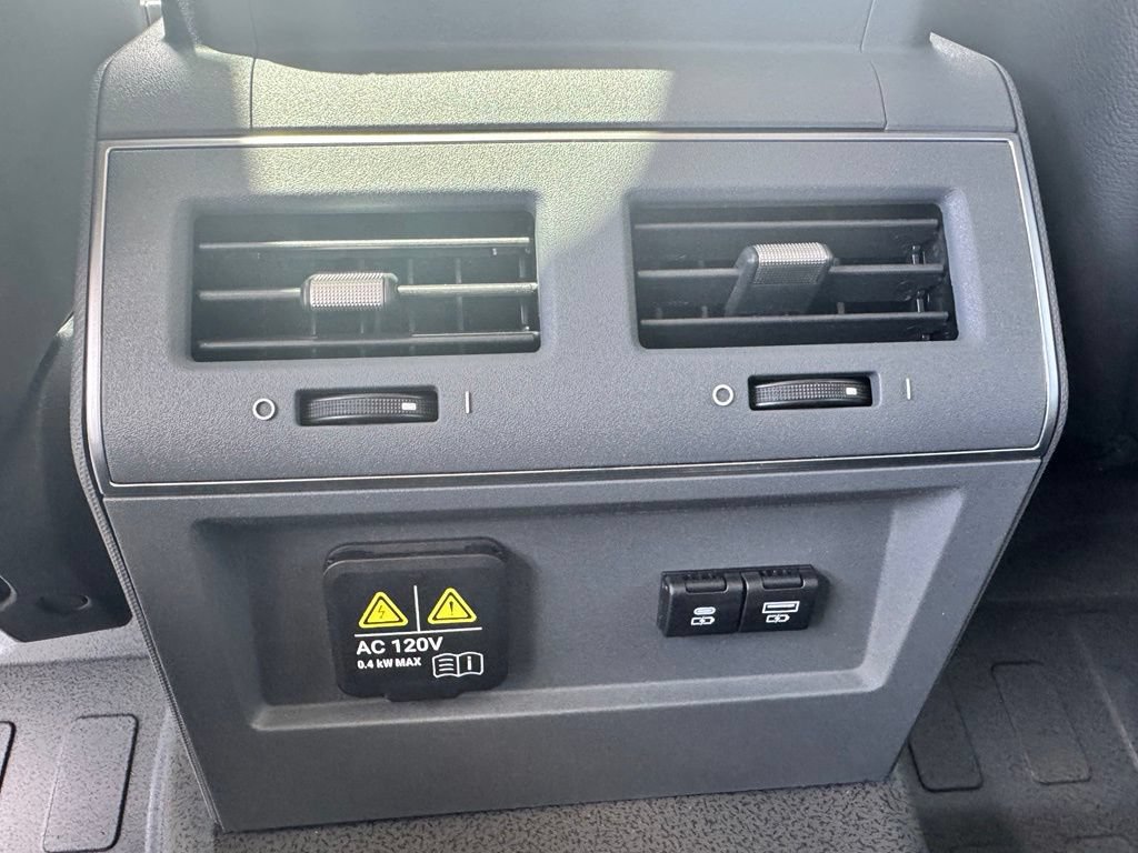 New 2026 INEOS Grenadier Station Wagon AWD/4WD image 18