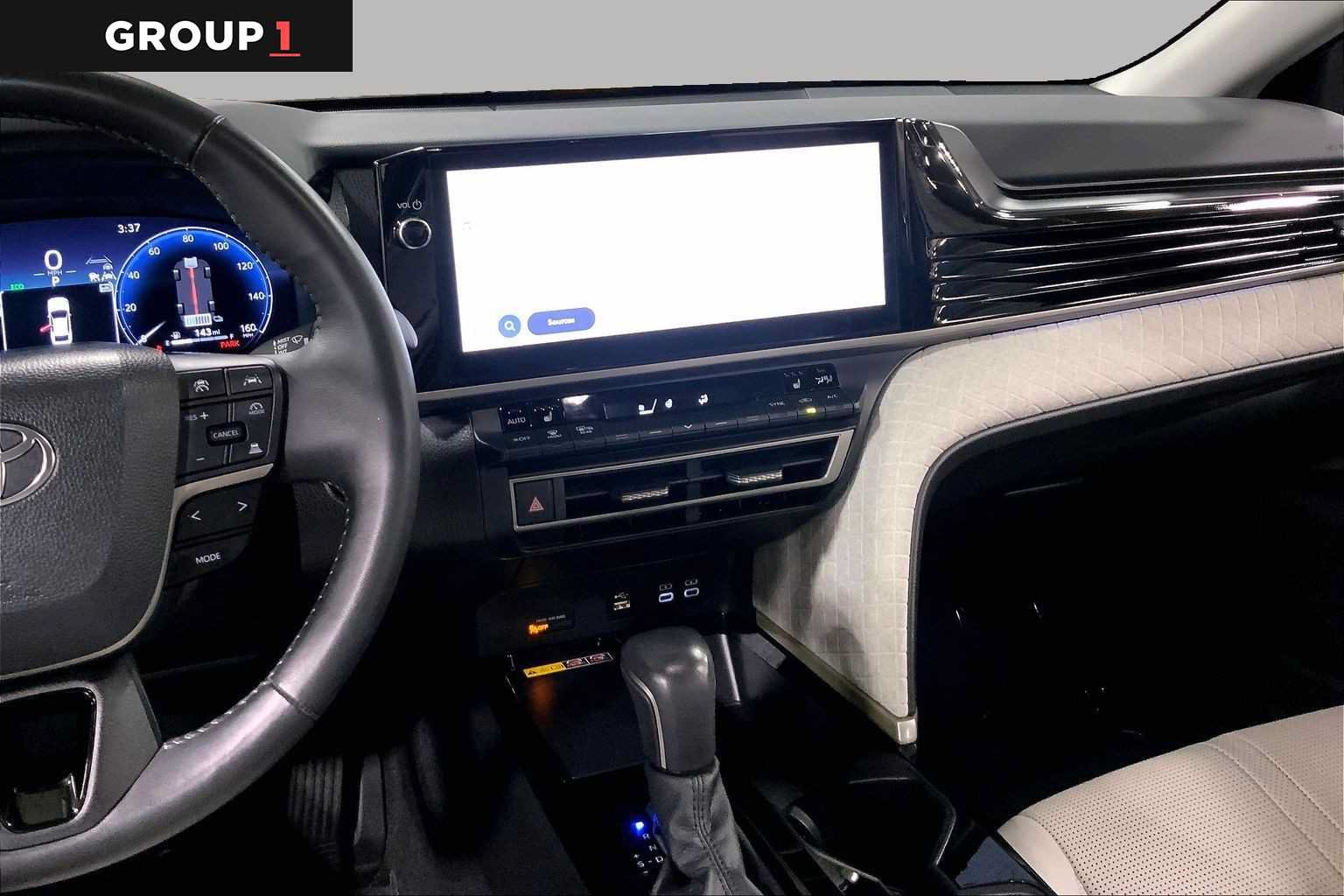 Certified 2025 Toyota Camry XLE AWD/4WD image 7
