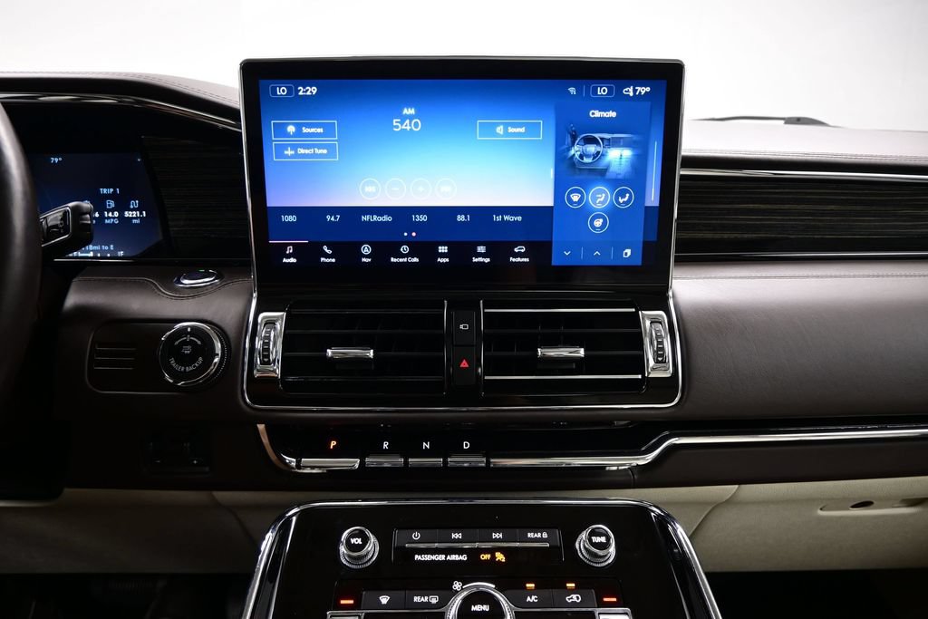 Used 2023 Lincoln Navigator L Black Label AWD/4WD image 24